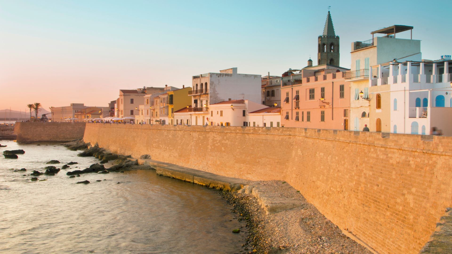 Citt Di Alghero Alla Scoperta Della Barcellona Sarda Maremania